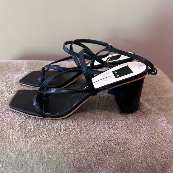 Women’s Dolce Vita Paroo Strappy Sandal, Black —9.5M - Picture 9 of 12